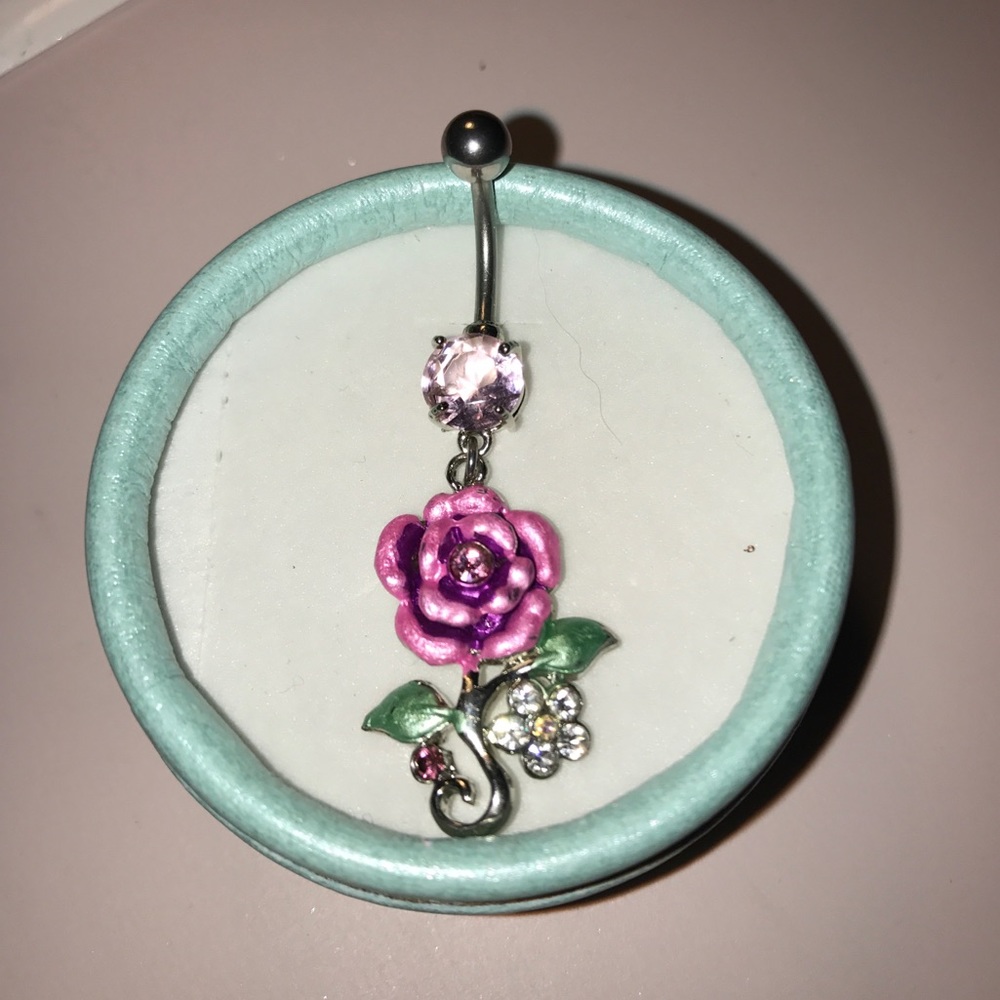 NEVER BEEN WORN Belly Button Rings